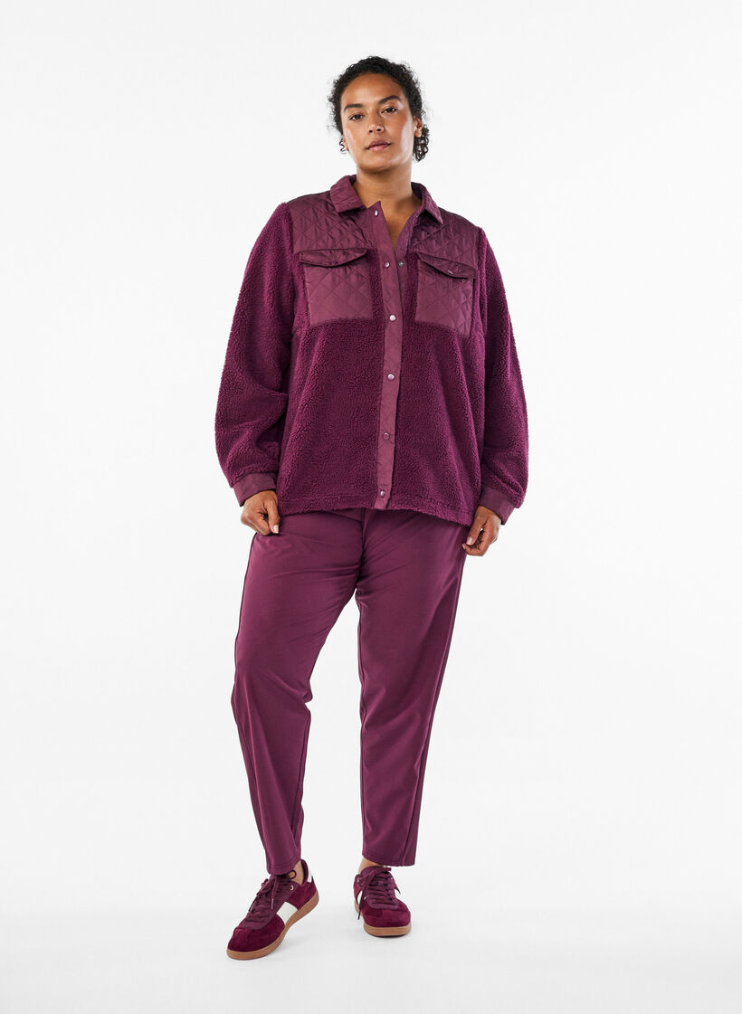 Kevyet treenihousut taskuilla, Punainen, Model image number 0