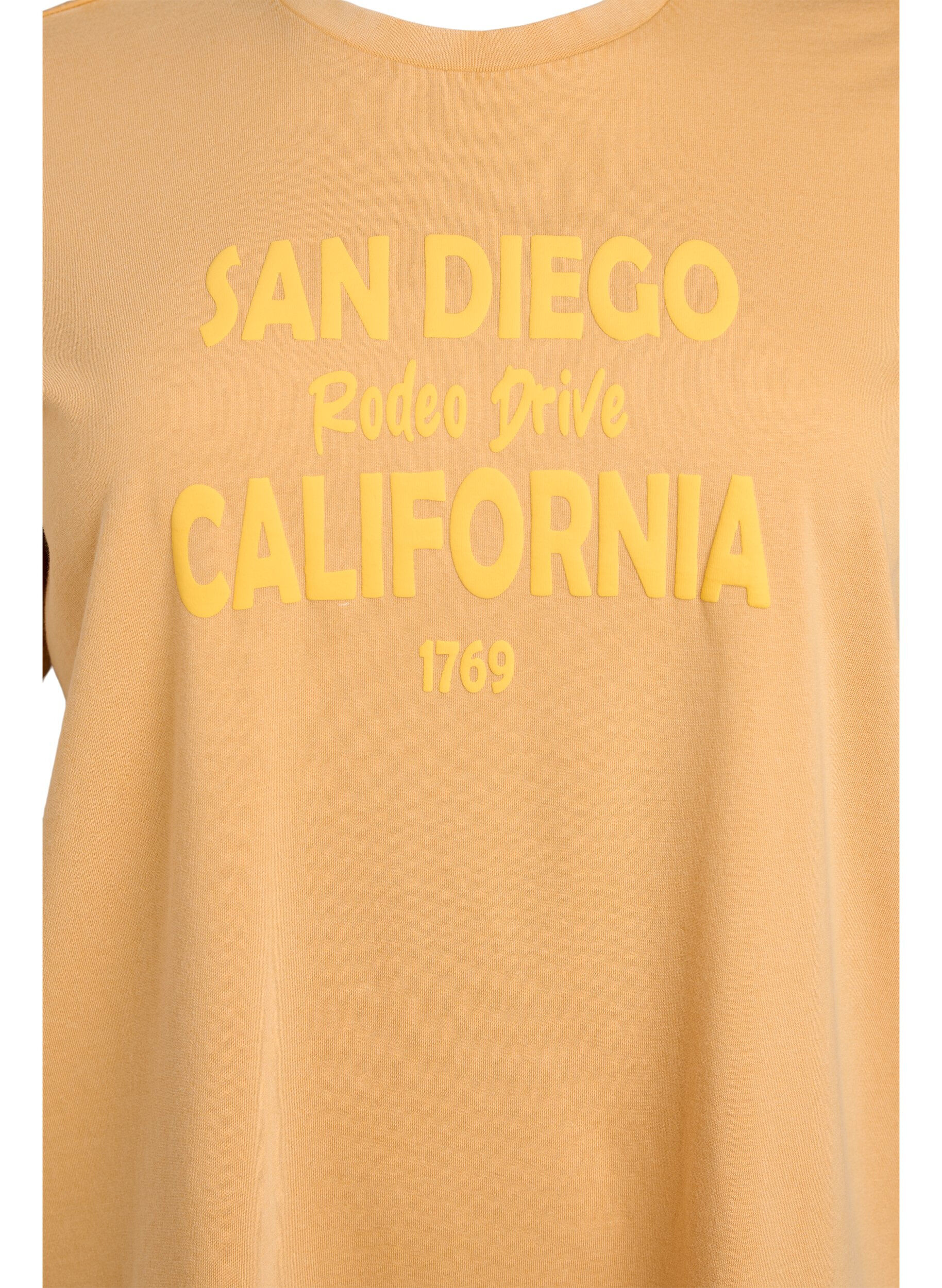 Zizzi T-paita luomupuuvillasta, jossa on siisti printti, Keltainen, Packshot image number 2