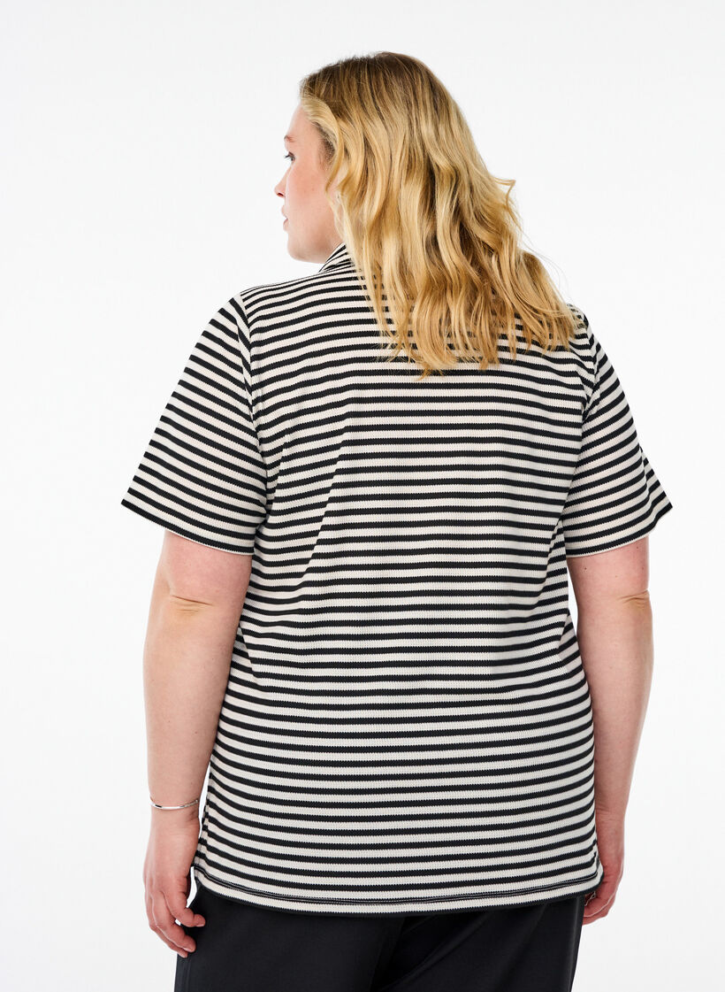 Lyhythihainen raidallinen poolopaita, Musta, Model image number 2