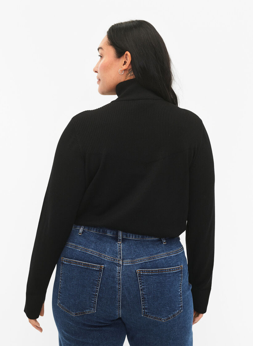 Viskoosinen pusero korkealla kauluksella ja vetoketjulla, Black, Model image number 1