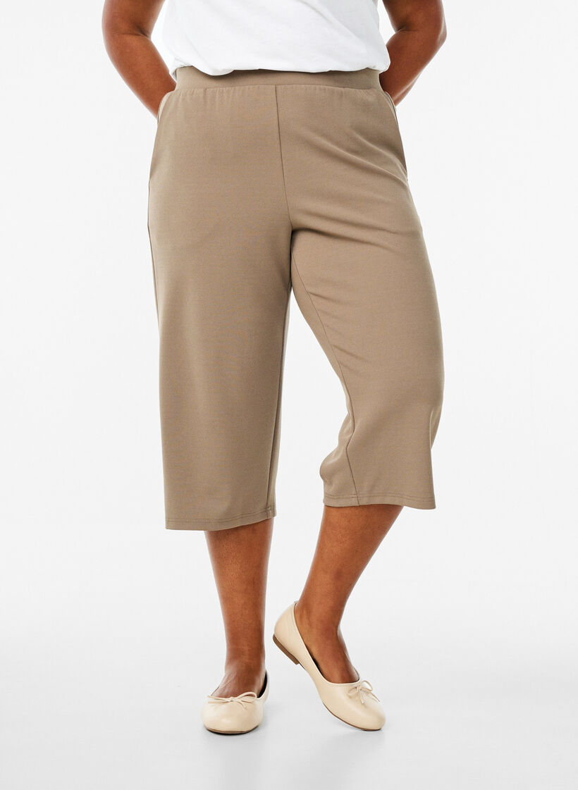 FLASH - Korkeavyötäröiset polvihousut rennolla istuvuudella, Ruskea, Model image number 2