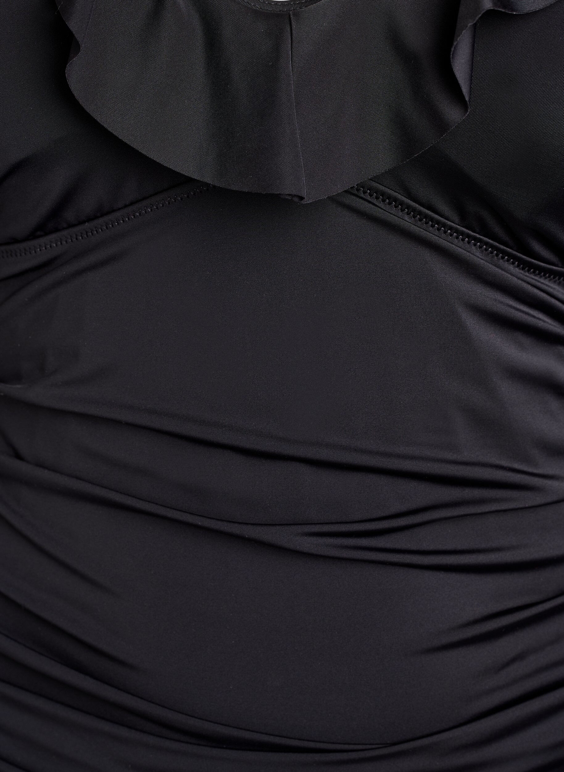 Zizzi Uimapuku r&ouml;yhel&ouml;ill&auml; ja irrotettavilla toppauksilla, Musta, Packshot image number 2