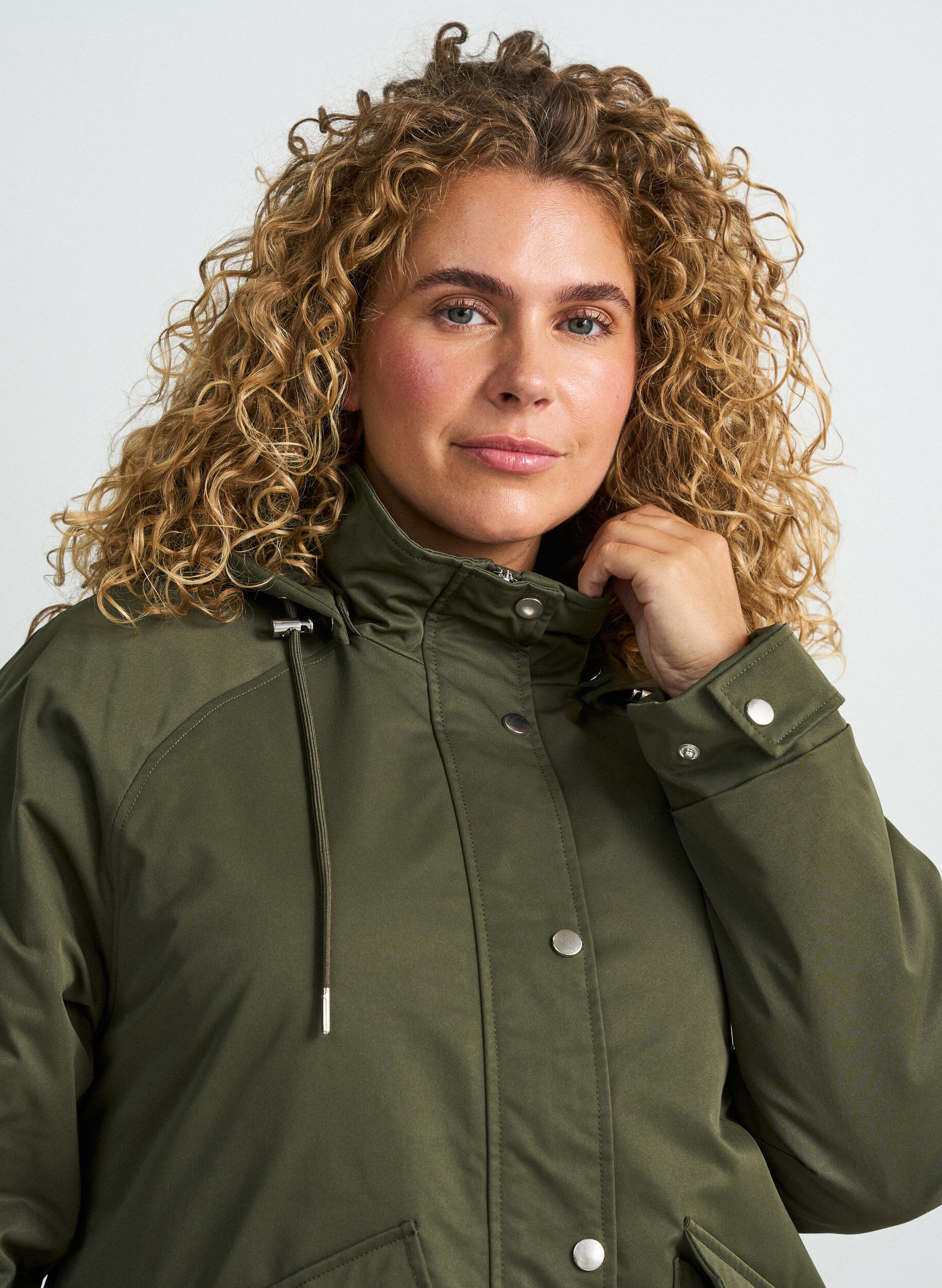 ZizziTopattu parka irrotettavalla hupulla, Vihre&auml;, Model image number 3
