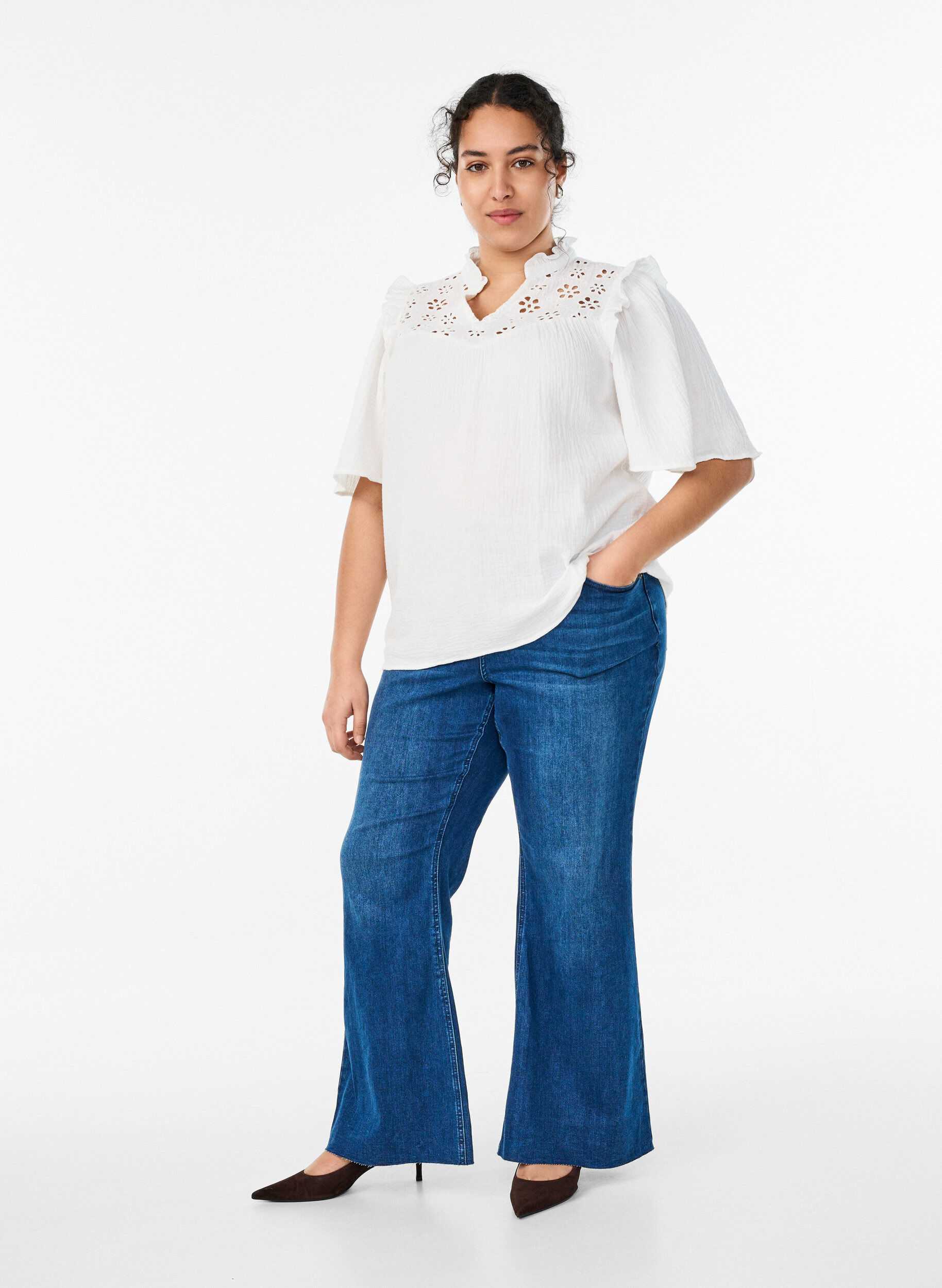 Zizzi Puuvillamusliinipusero broderie anglaise -kirjonnalla ja 1/2-hihoilla, Valkoinen, Model image number 1