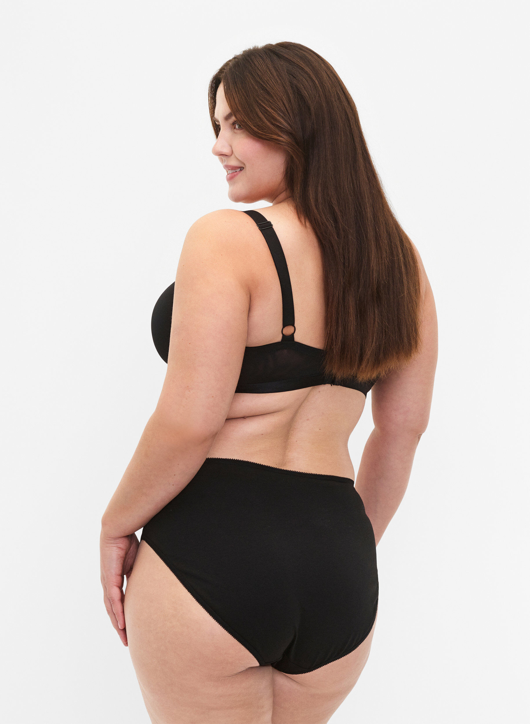 Zizzi 5-pack puuvillaiset alushousut normaalilla vy&ouml;t&auml;r&ouml;ll&auml;, Musta, Model image number 1