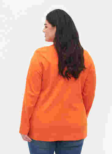Yksinkertainen bleiseri napeilla ja koristetaskuilla , Mandarin Orange, Model image number 1