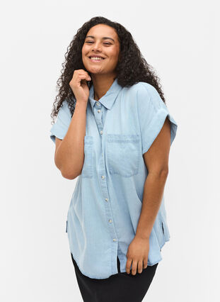 Lyhythihainen paita rintataskuilla, Light blue denim, Model image number 0