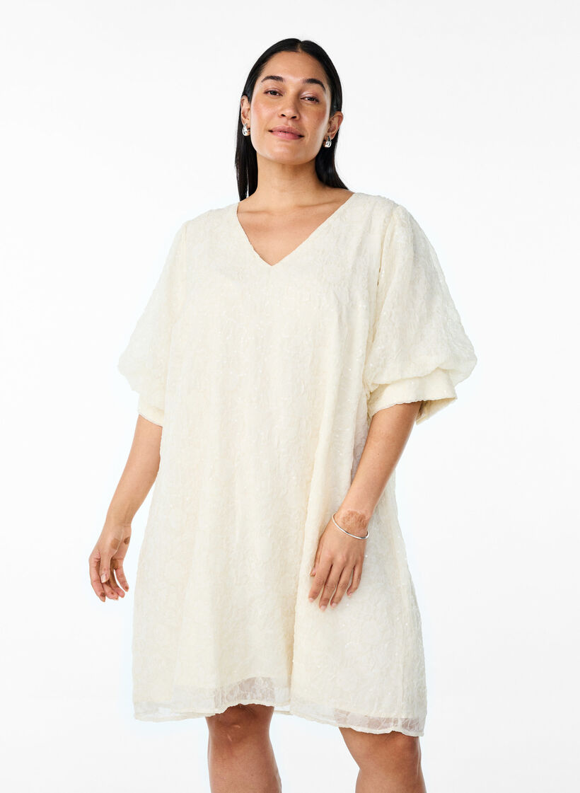 Lyhyt juhlamekko paljeteilla, Vanilja, Model image number 1