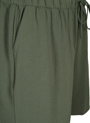 Shortsit, joissa on taskut ja joustava vyötärönauha, Thyme, Packshot image number 2