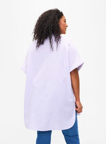 Raidallinen paita, jossa on rintataskut, White/LavenderStripe, Model image number 1