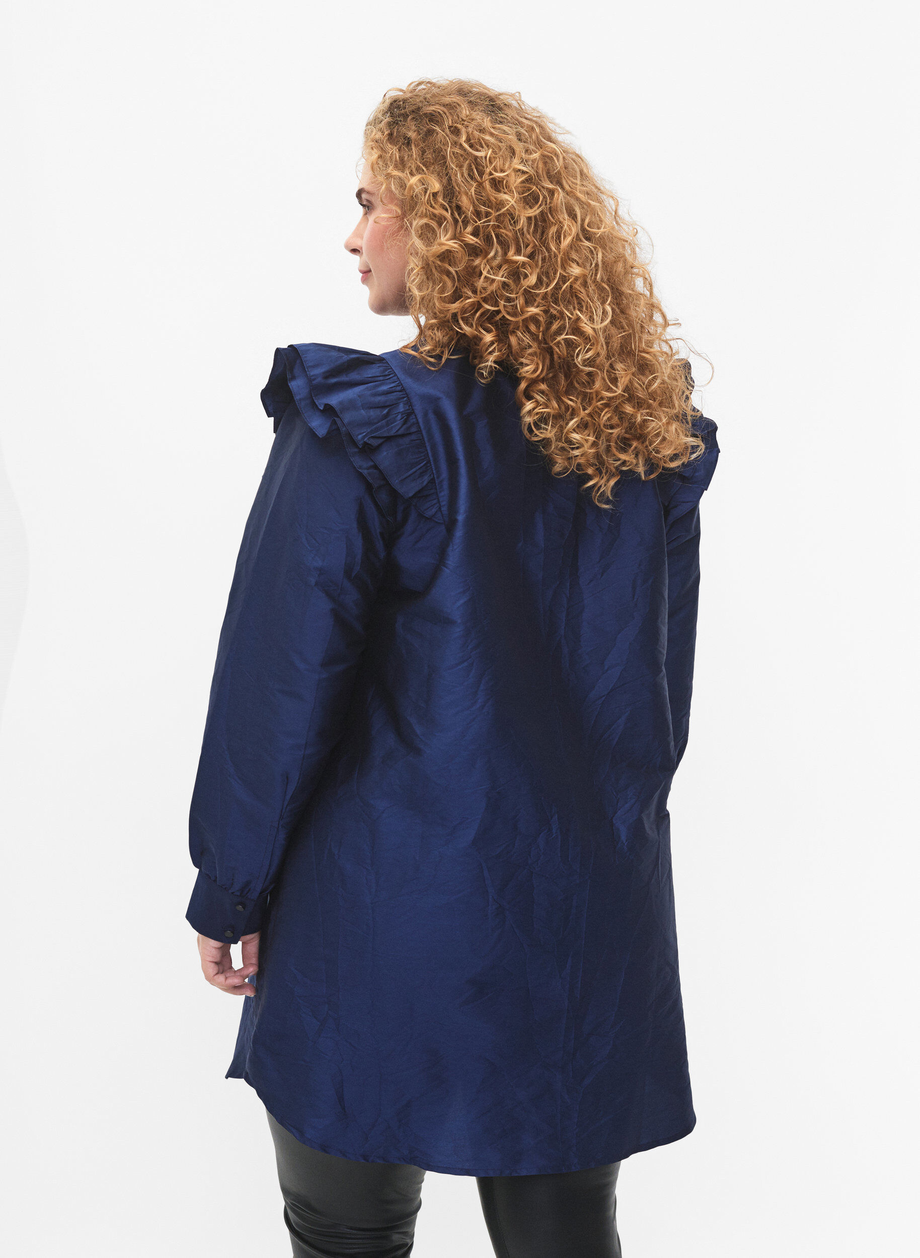 Zizzi Yksiv&auml;rinen paita r&ouml;yhel&ouml;ll&auml;, Titan, Model image number 1