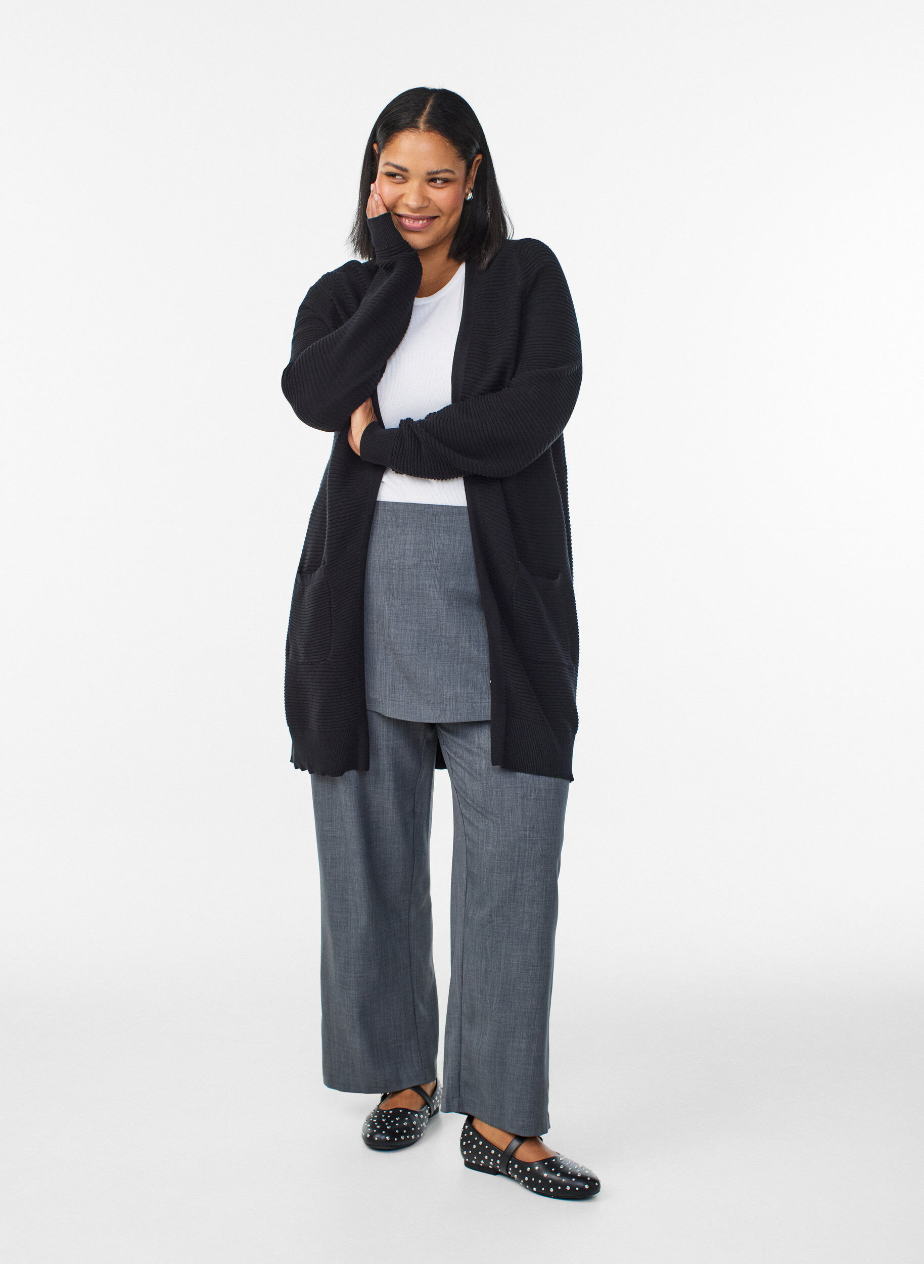 Zizzi Pitk&auml; ribattu puuvillainen neuletakki, Musta, Model image number 1