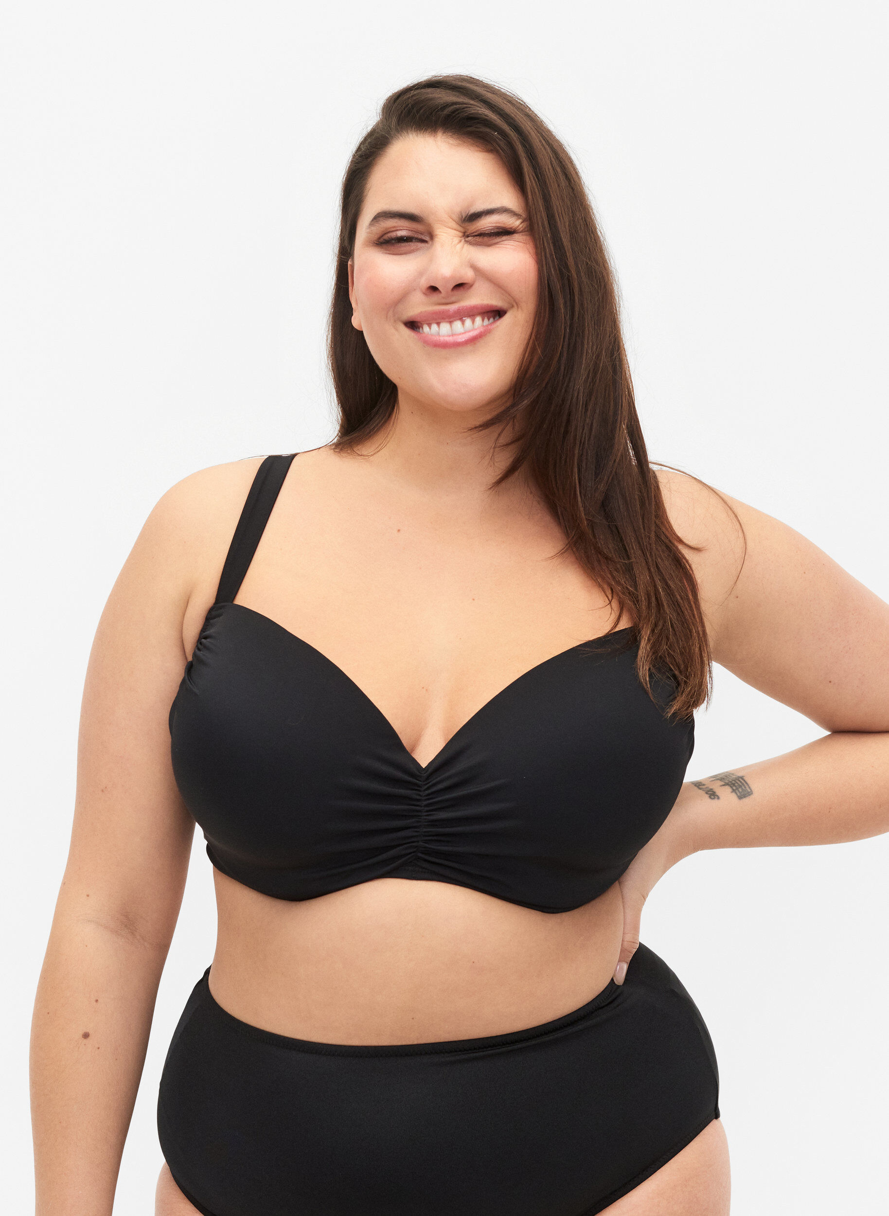 Zizzi Bikiniyl&auml;osa toppauksilla, Black, Model image number 0