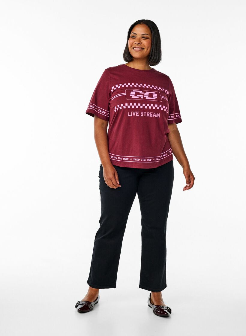 Korkeavyötäröiset Gemma-farkut, joissa normaali istuvuus, Musta, Model image number 0