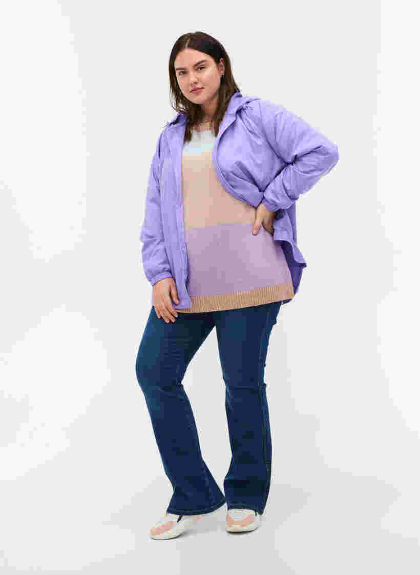 Lyhyt takki hupulla ja säädettävällä helmalla , Paisley Purple, Model image number 2