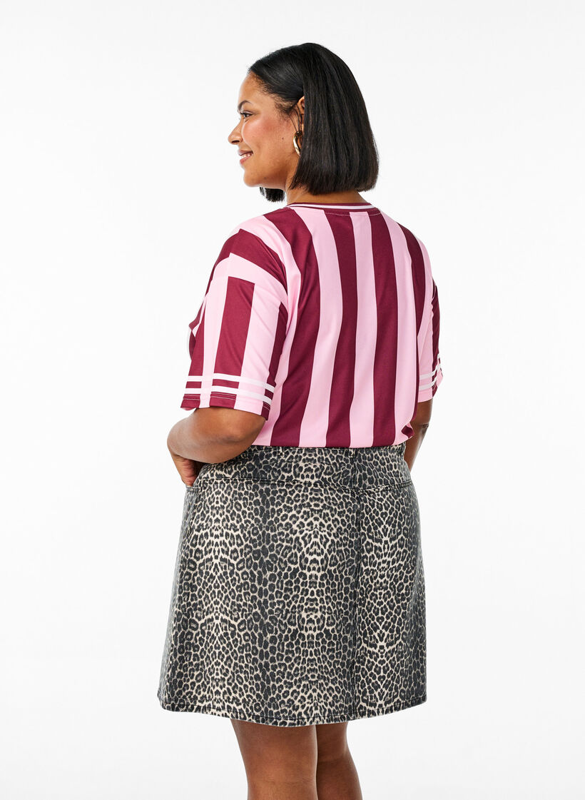 Lyhyt denimhame leopardikuosilla ja A-linjaisella leikkauksella, Ruskea, Model image number 2