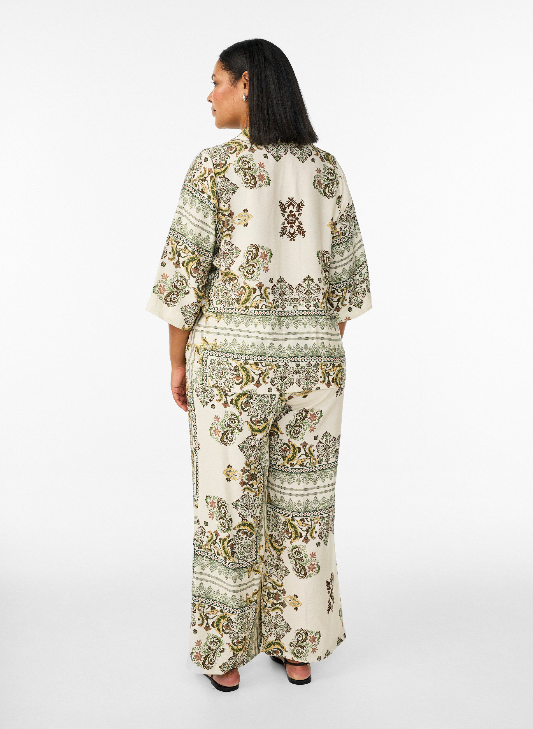 Zizzi Kuvioidut leve&auml;lahkeiset housut, Vihre&auml;, Model image number 2