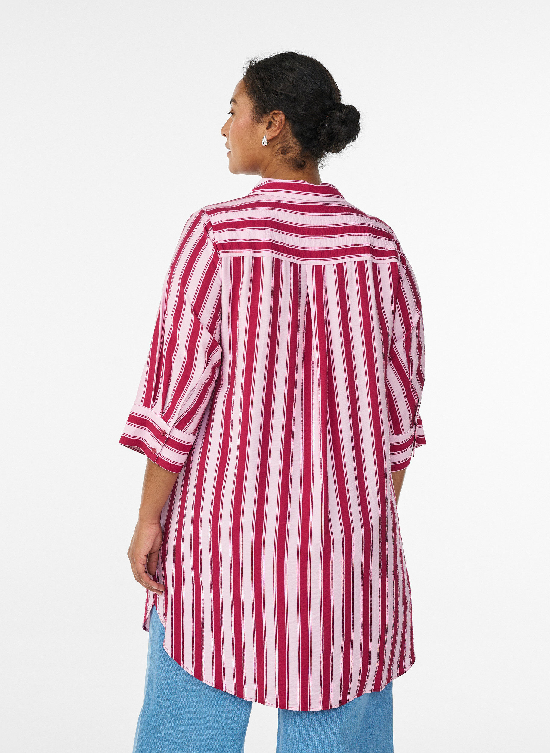 ZizziLyhyt mekko kauluksella ja rintataskulla, Vaaleanpunainen, Model image number 2
