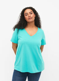 Lyhythihainen t-paita v-pääntiellä, Turquoise, Model