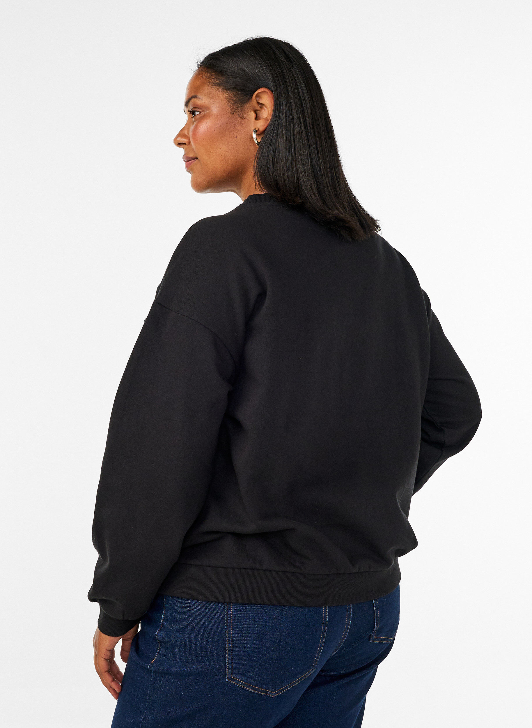 ZizziCollegepaita bukleekirjailulla tekstiaiheella, Musta, Model image number 2