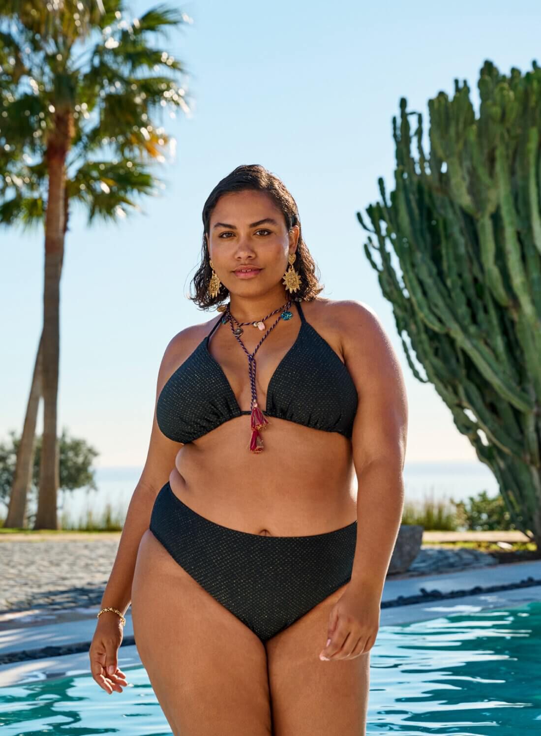 Kolmiobikinit glitterill&auml;, , Model