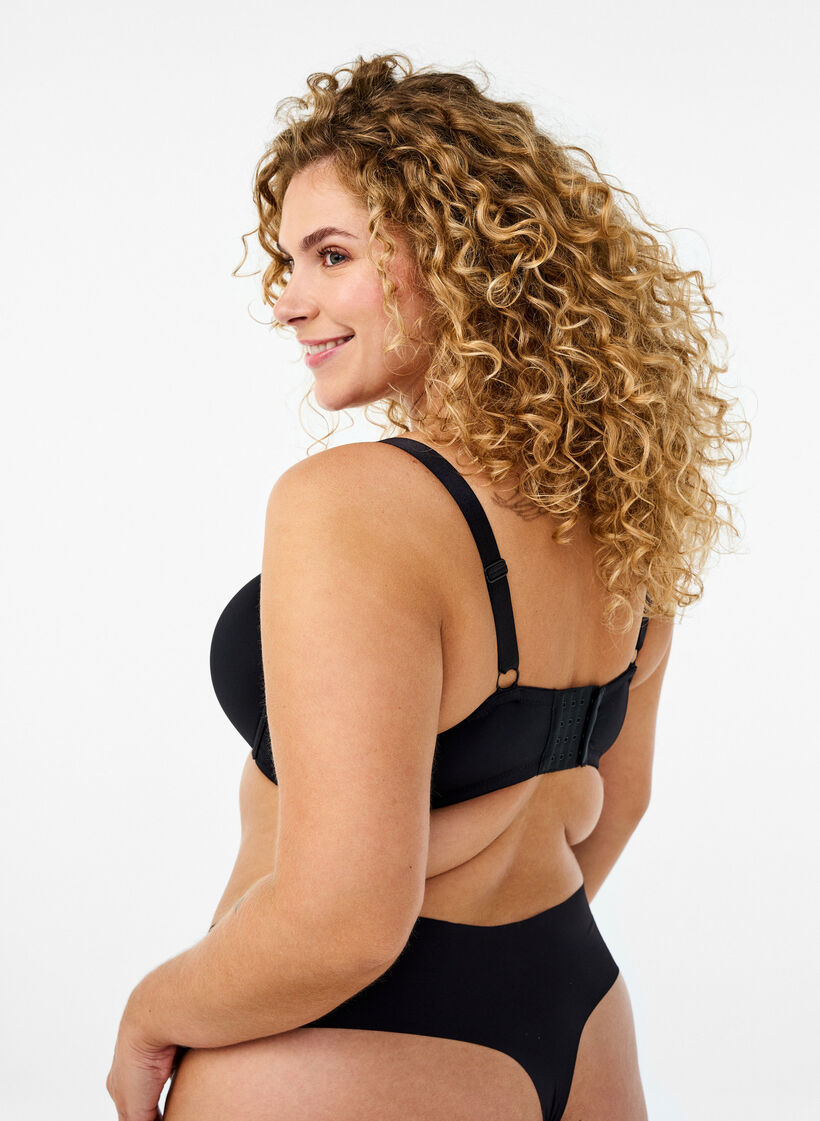 Muotoillut rintaliivit ristiyksityiskohdalla, Musta, Model image number 2