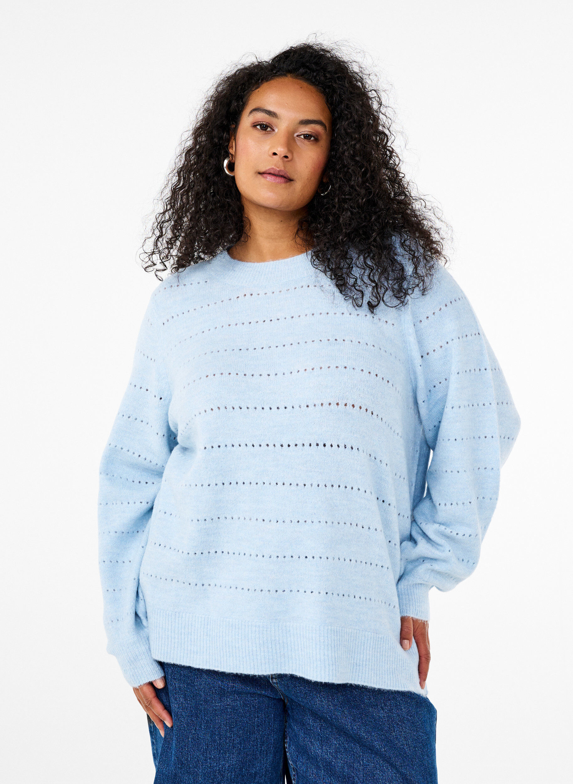 Zizzi Neulepaita py&ouml;re&auml;ll&auml; p&auml;&auml;ntiell&auml; ja pitsikuviolla, Cashmere Blue Mel., Model image number 0