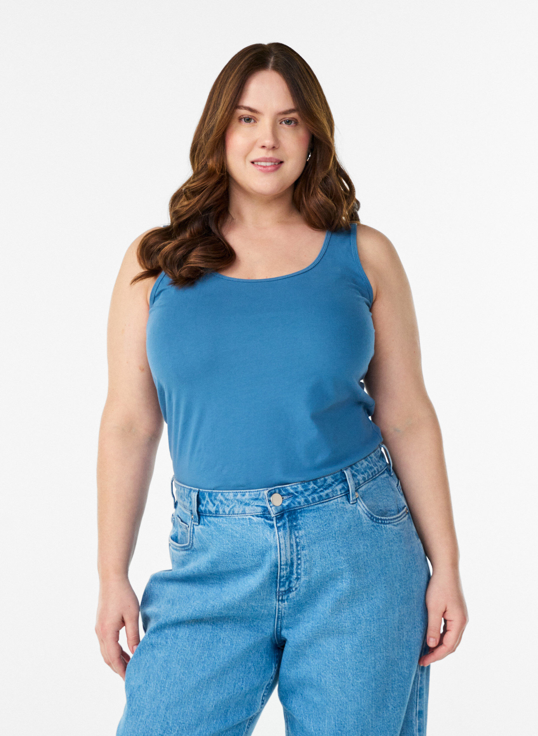 Zizzi Yksiv&auml;rinen perus paita puuvillasta, Sininen, Model image number 0