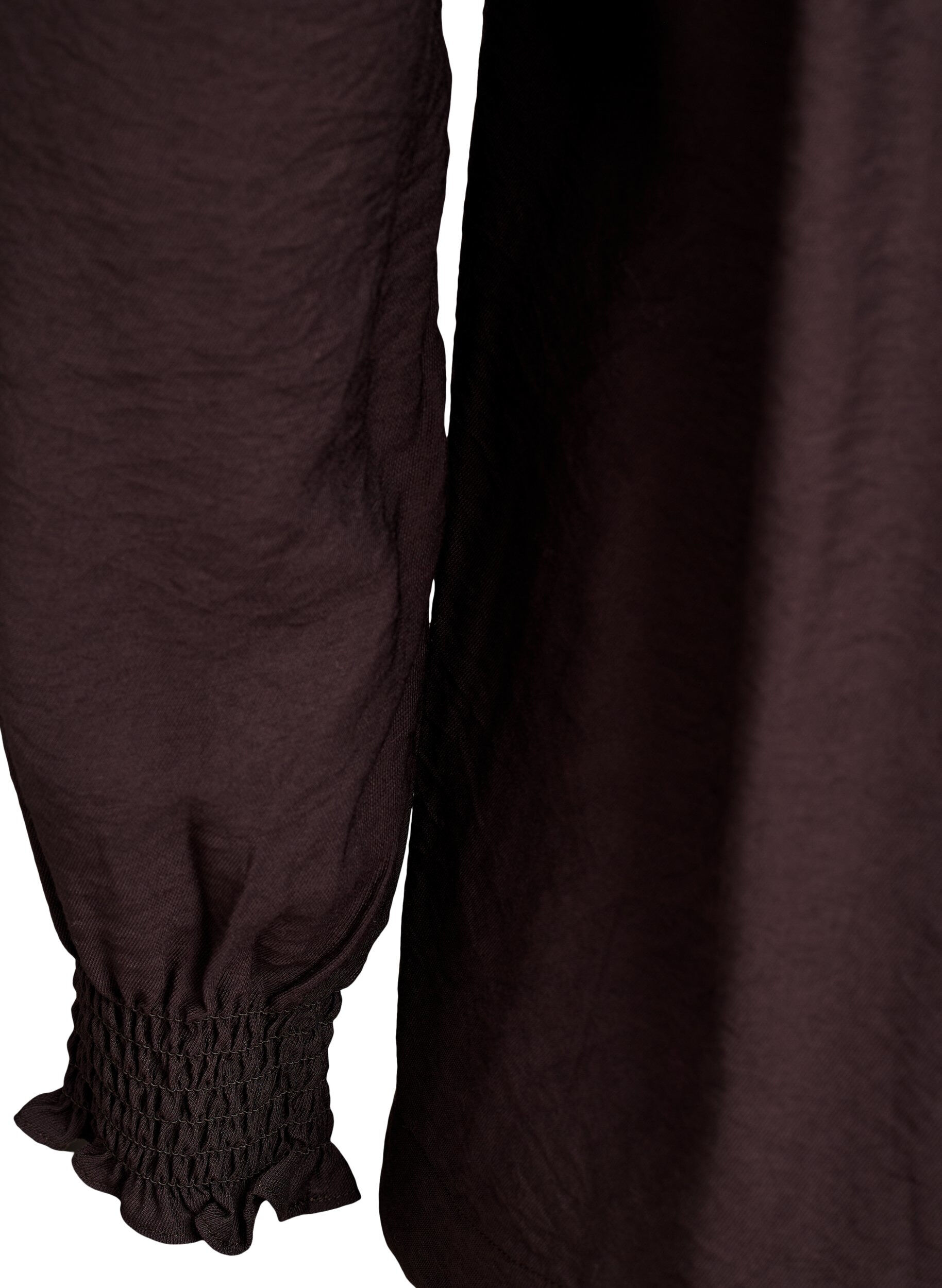ZizziViskoosipusero smock-yksityiskohdilla ja rypyill&auml;, Ruskea, Packshot image number 3