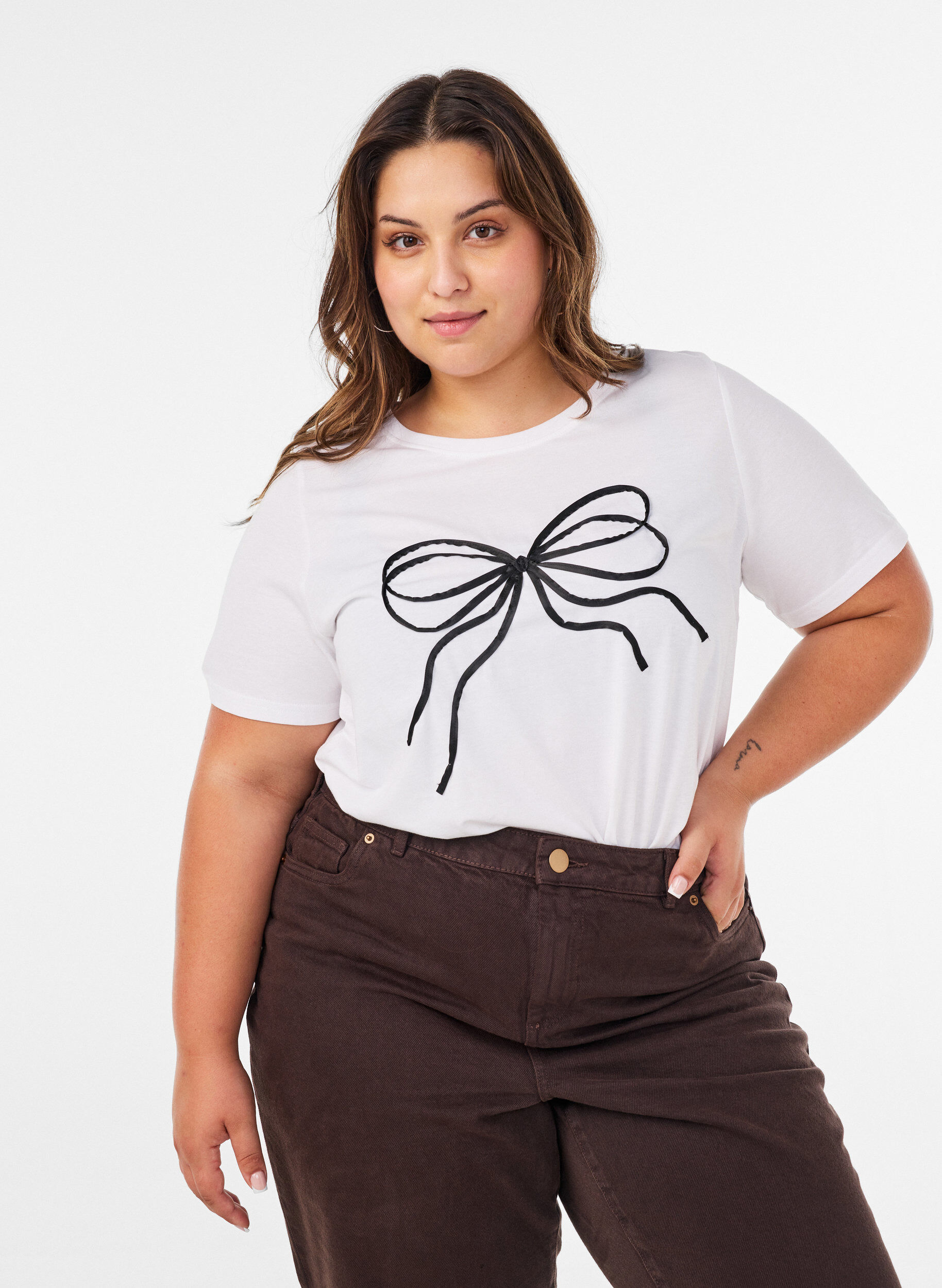 ZizziLuomupuuvillainen T-paita koristeellisella kuviolla, Valkoinen, Model image number 0