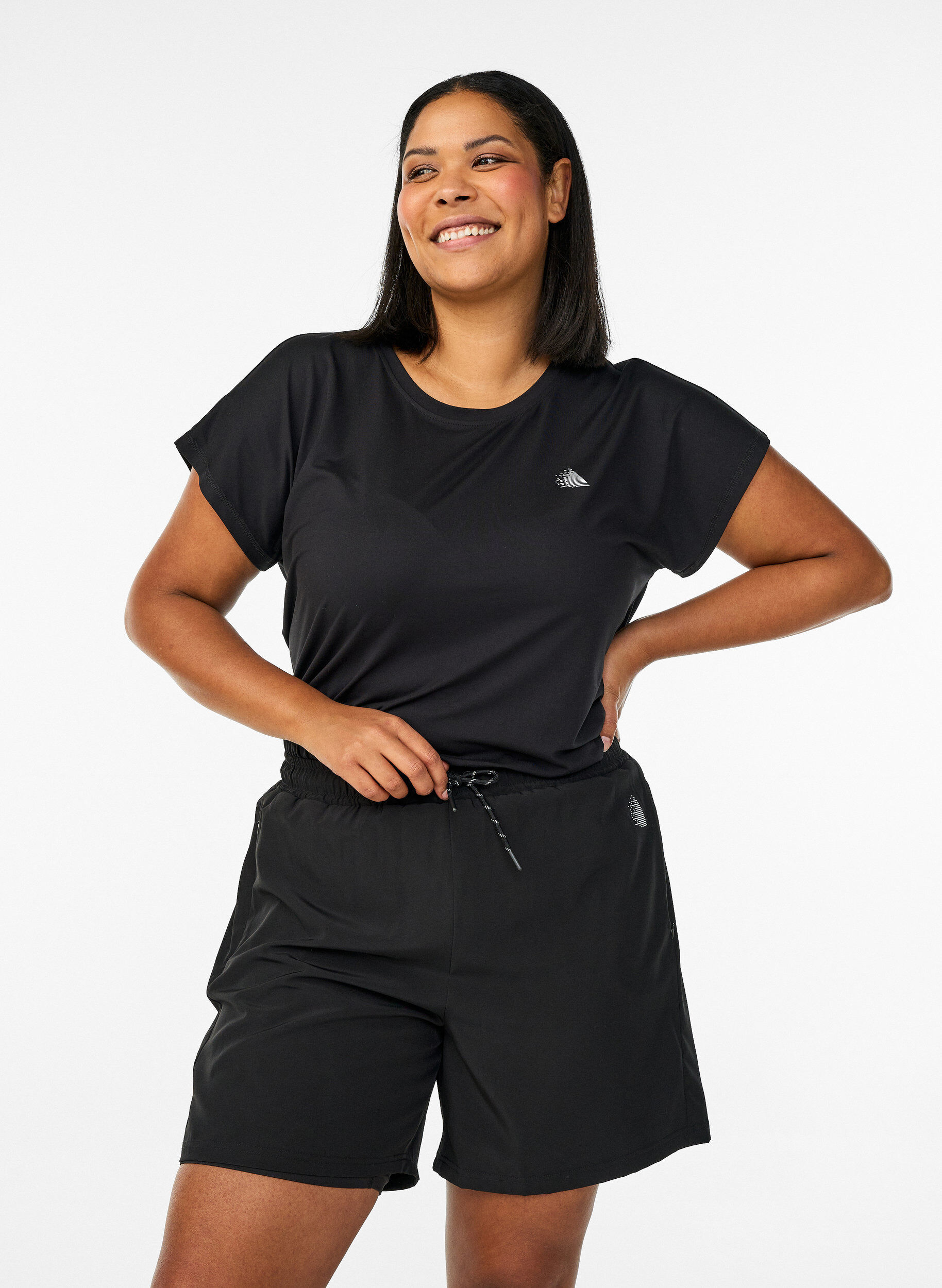 Treenishortsit alusshortseilla ja puhelintaskulla, Musta, Model