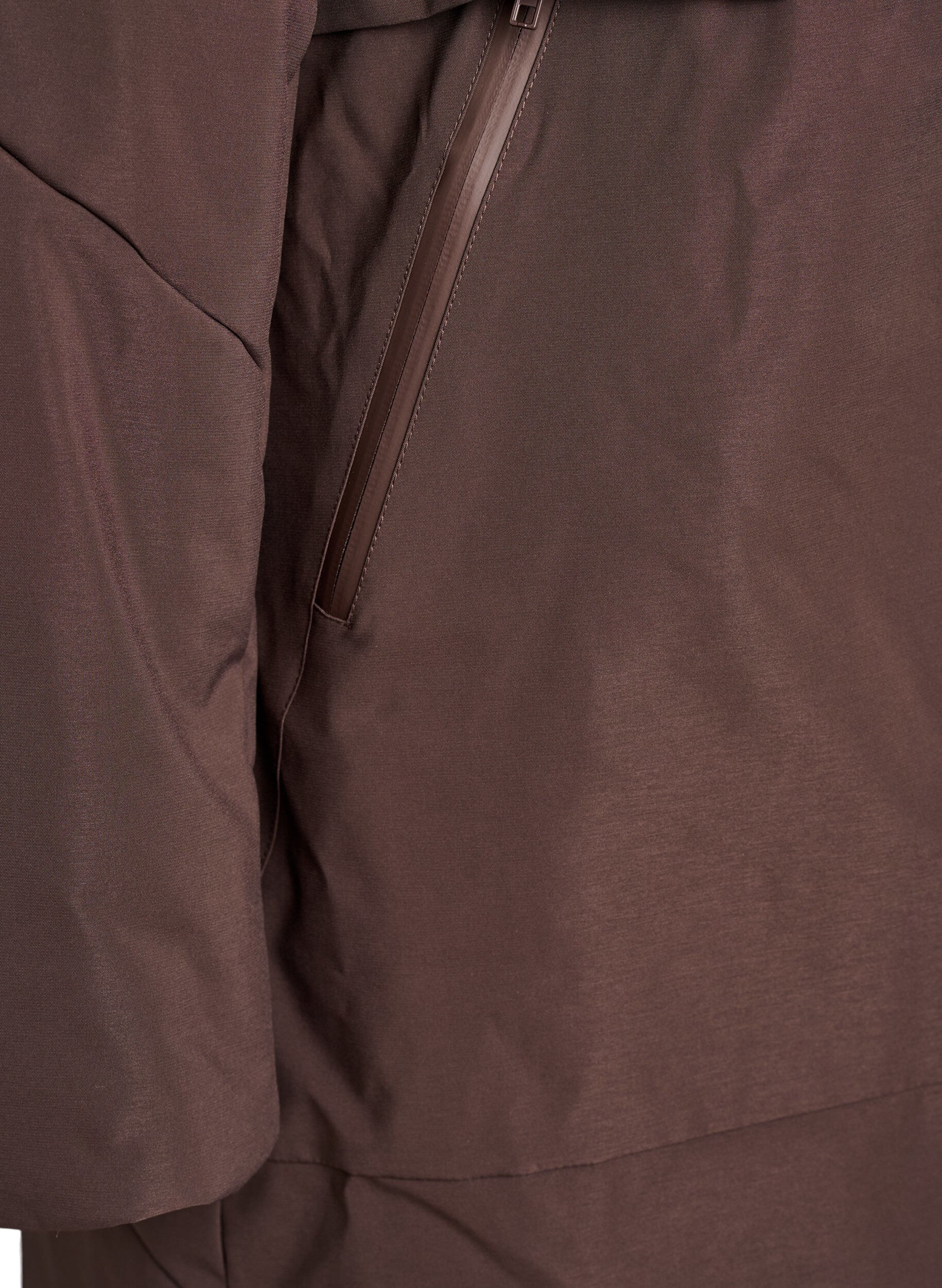 ZizziTalvitakki s&auml;&auml;dett&auml;v&auml;ll&auml; vy&ouml;t&auml;r&ouml;ll&auml;, Ruskea, Packshot image number 3