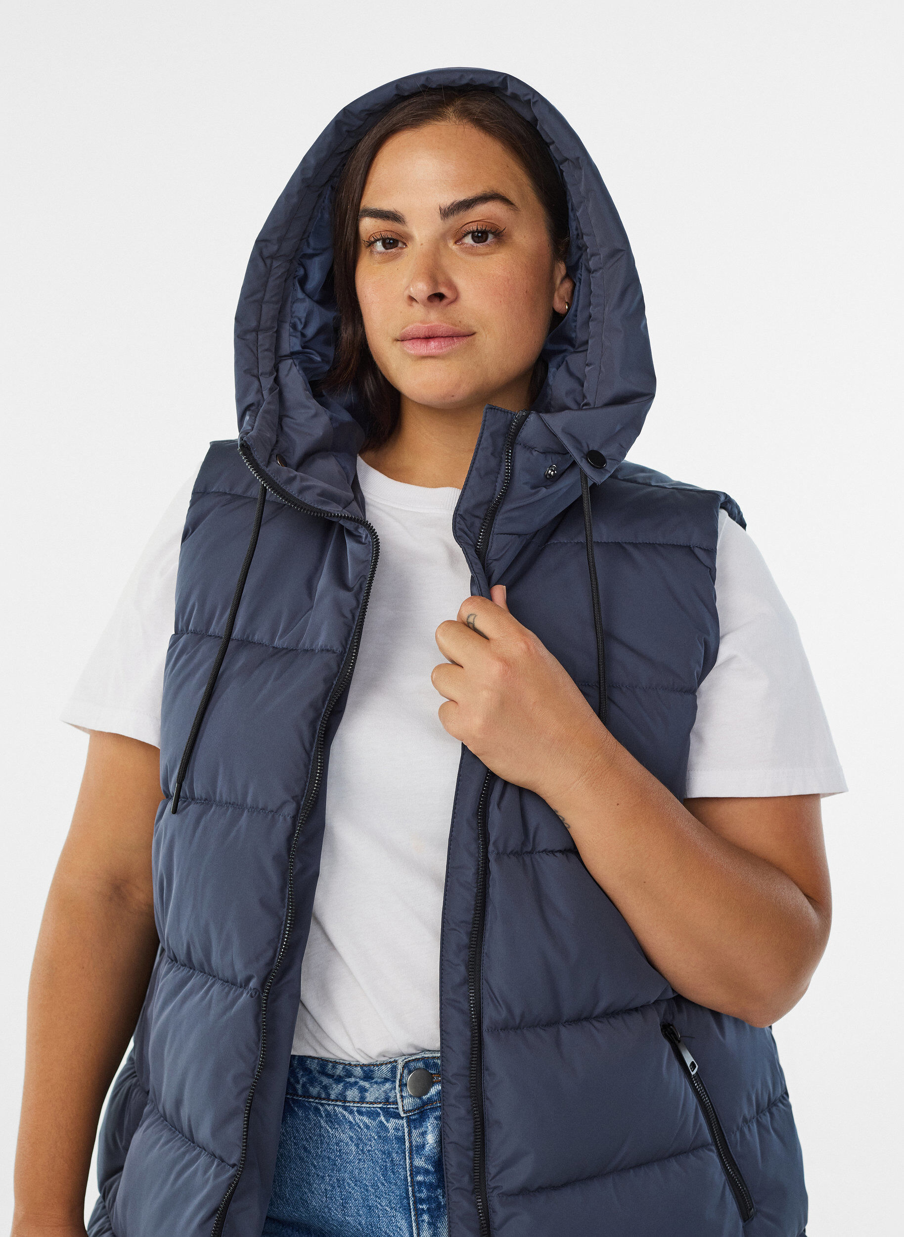 ZizziPitk&auml; liivi hupulla ja taskuilla, Sininen, Model image number 3