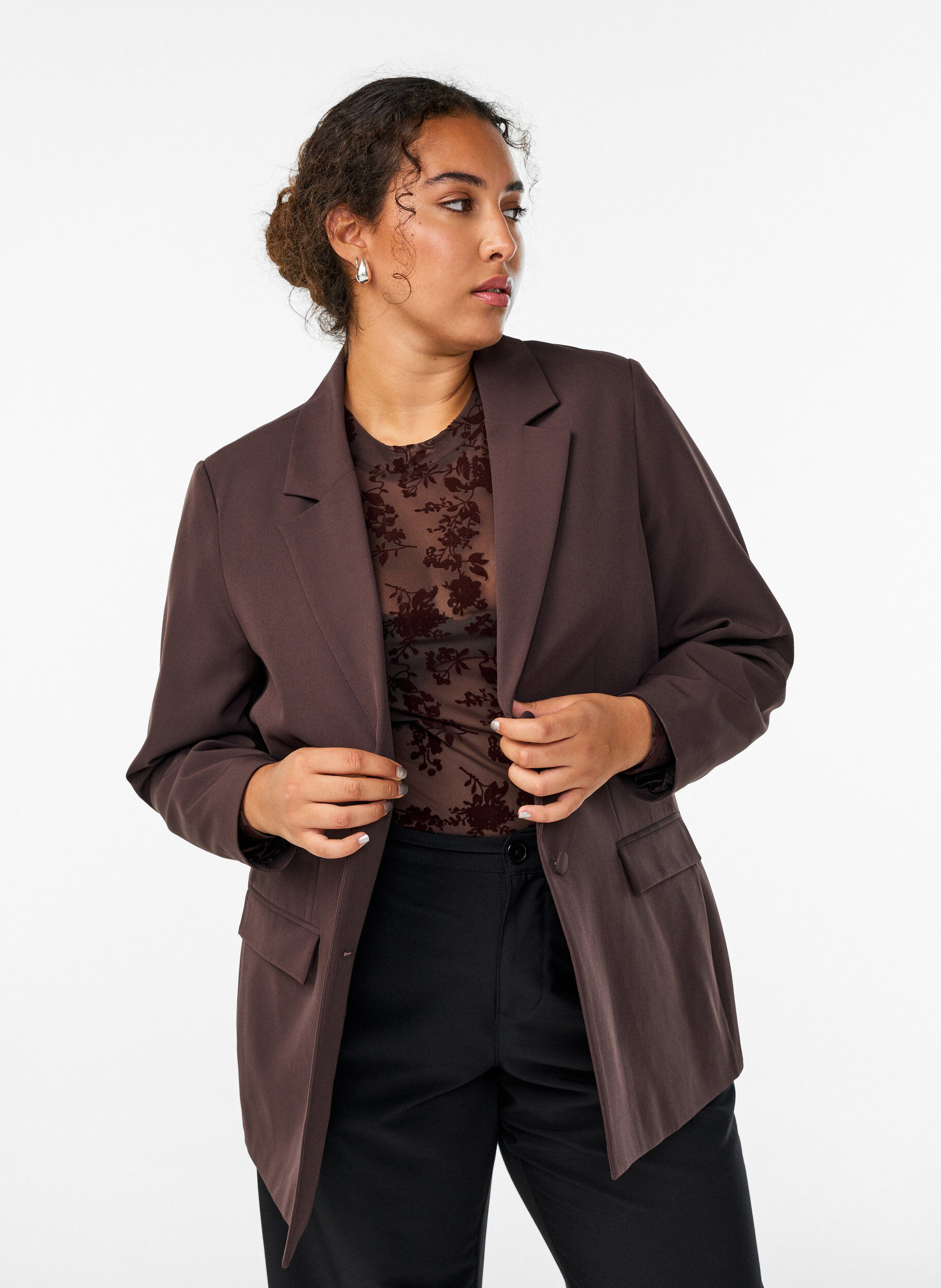 ZizziKlassinen bleiseri nappikiinnityksell&auml;, Ruskea, Model image number 3