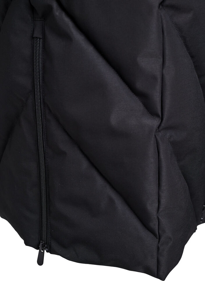 Pitkä talvitakki koukku-kiinnityksillä ja tekoturkiskauluksella, Musta, Packshot image number 4