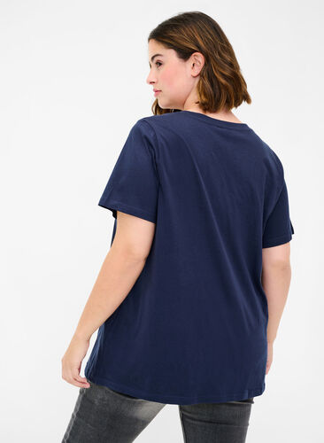 T-paita painatuksella ekologisesta puuvillasta, Navy Blazer, Model image number 1