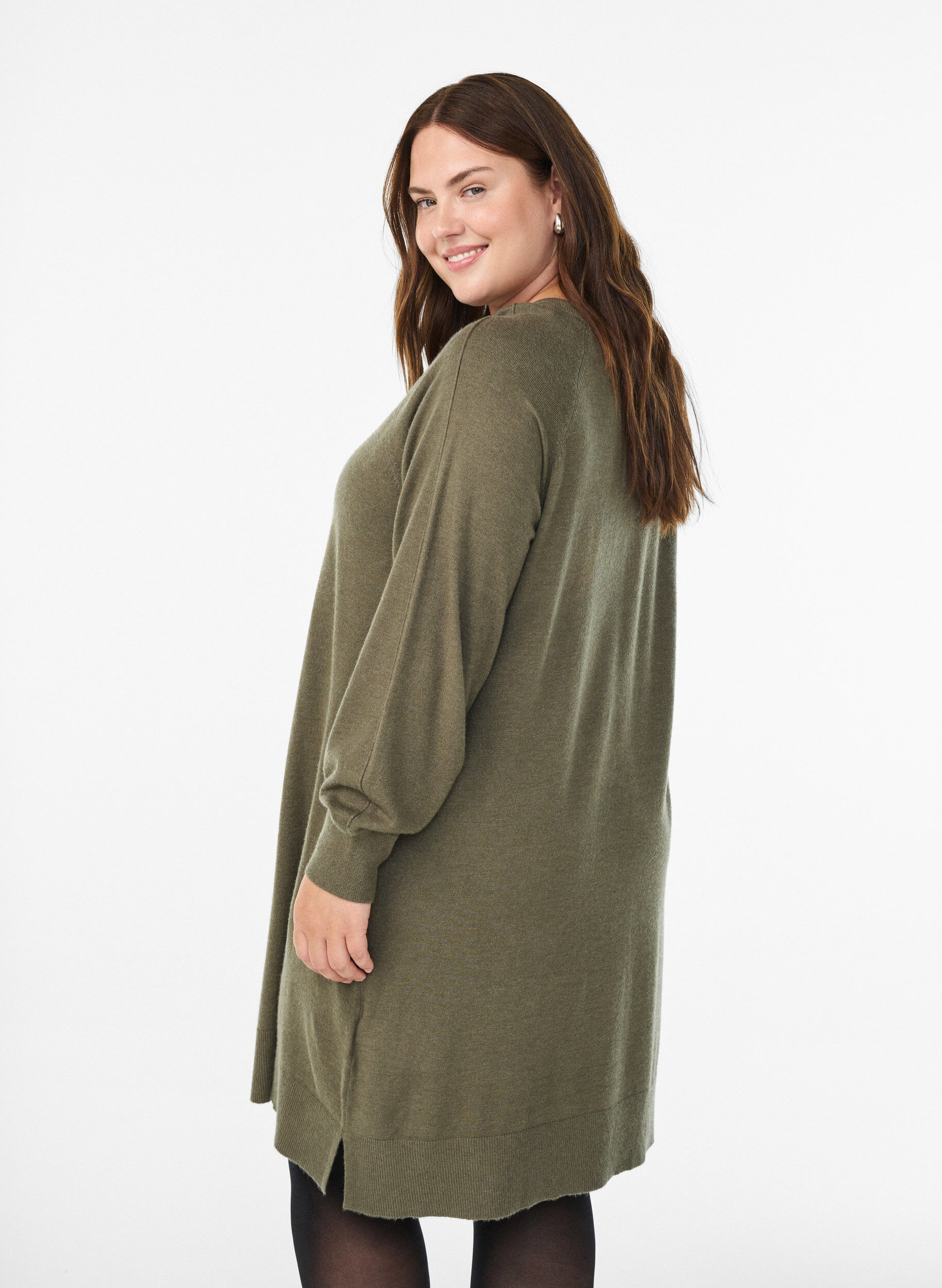 ZizziLyhyt neulemekko raglanhihoilla ja keskisaumalla, Vihre&auml;, Model image number 2