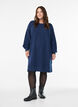 Lyhyt neulemekko aaltoilevalla helmalla ja halkioilla, Sininen, Model image number 1