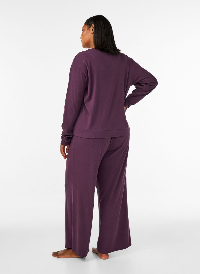 Ribatut jerseyhousut leveill&auml; lahkeilla, Violetti, Model image number 2