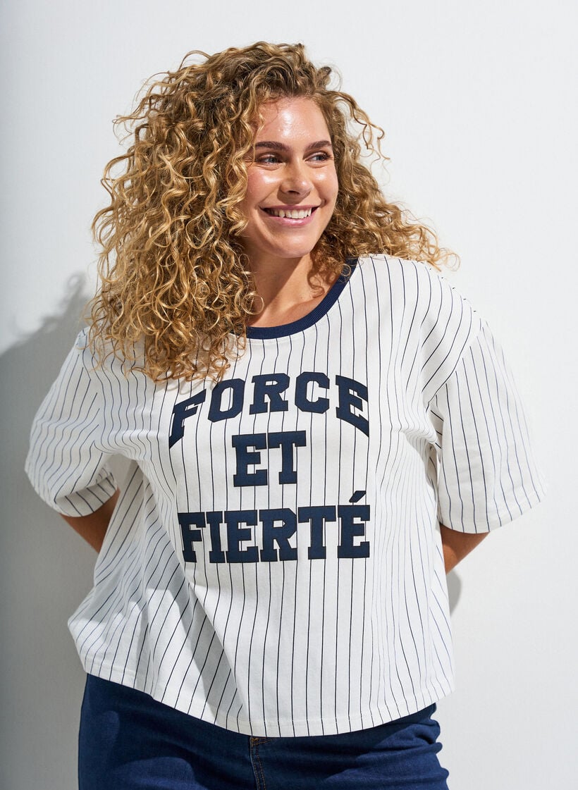 Boxy T-paita raidoilla ja statement-printill&auml;, Valkoinen, Image image number 0