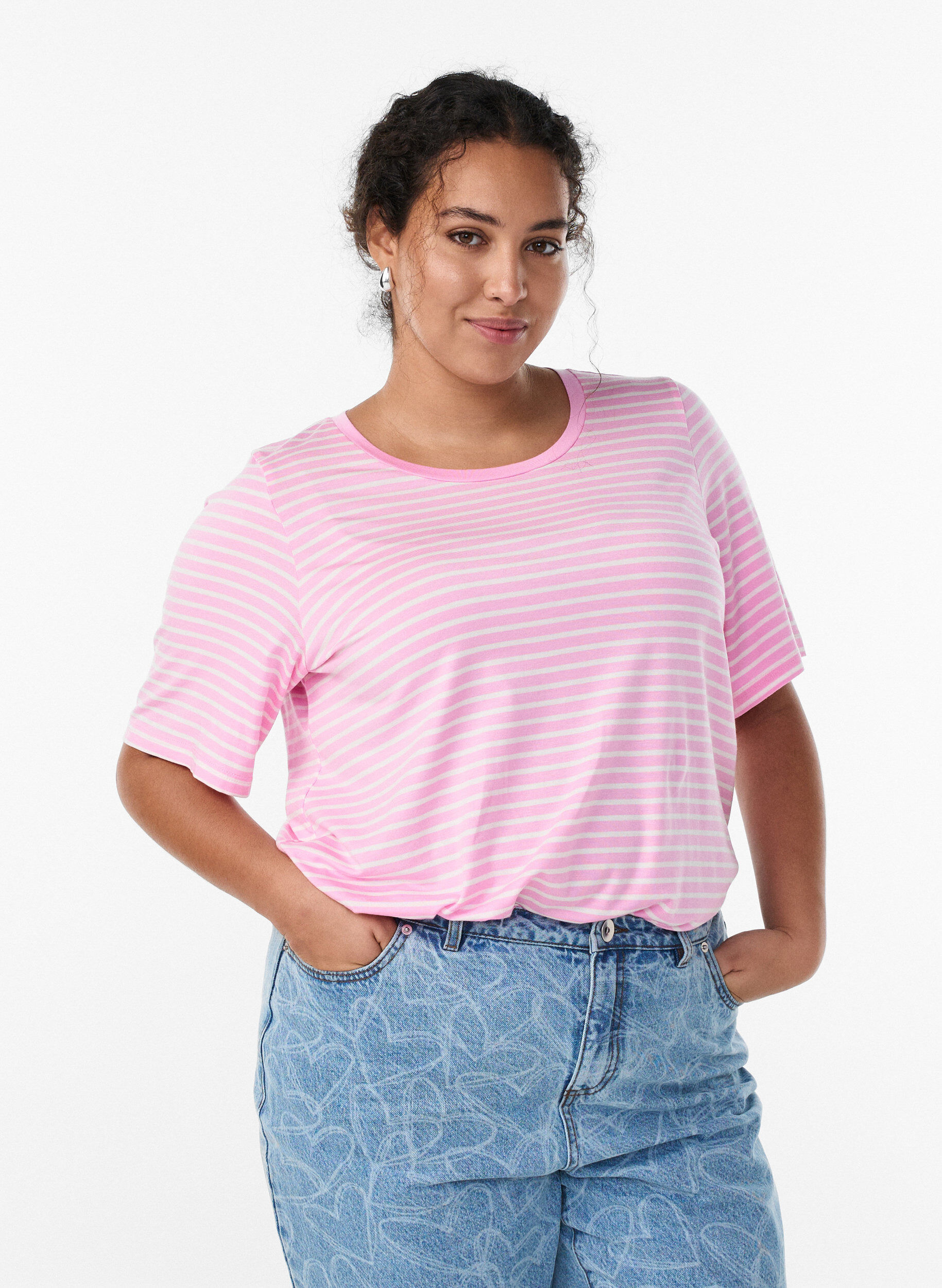 T-paita TENCEL&trade; Lyocellista ja raidoilla, Vaaleanpunainen, Model