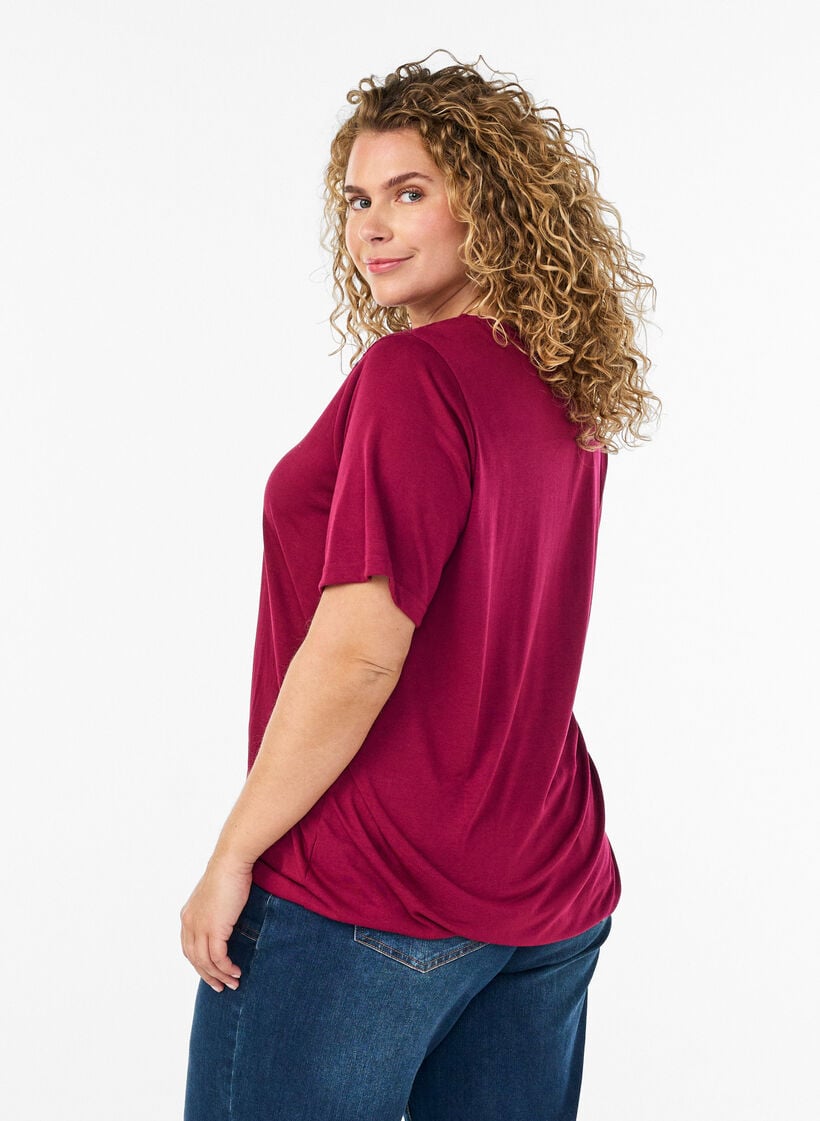 Pusero pitsiosalla ja pallohihoilla, Punainen, Model image number 2