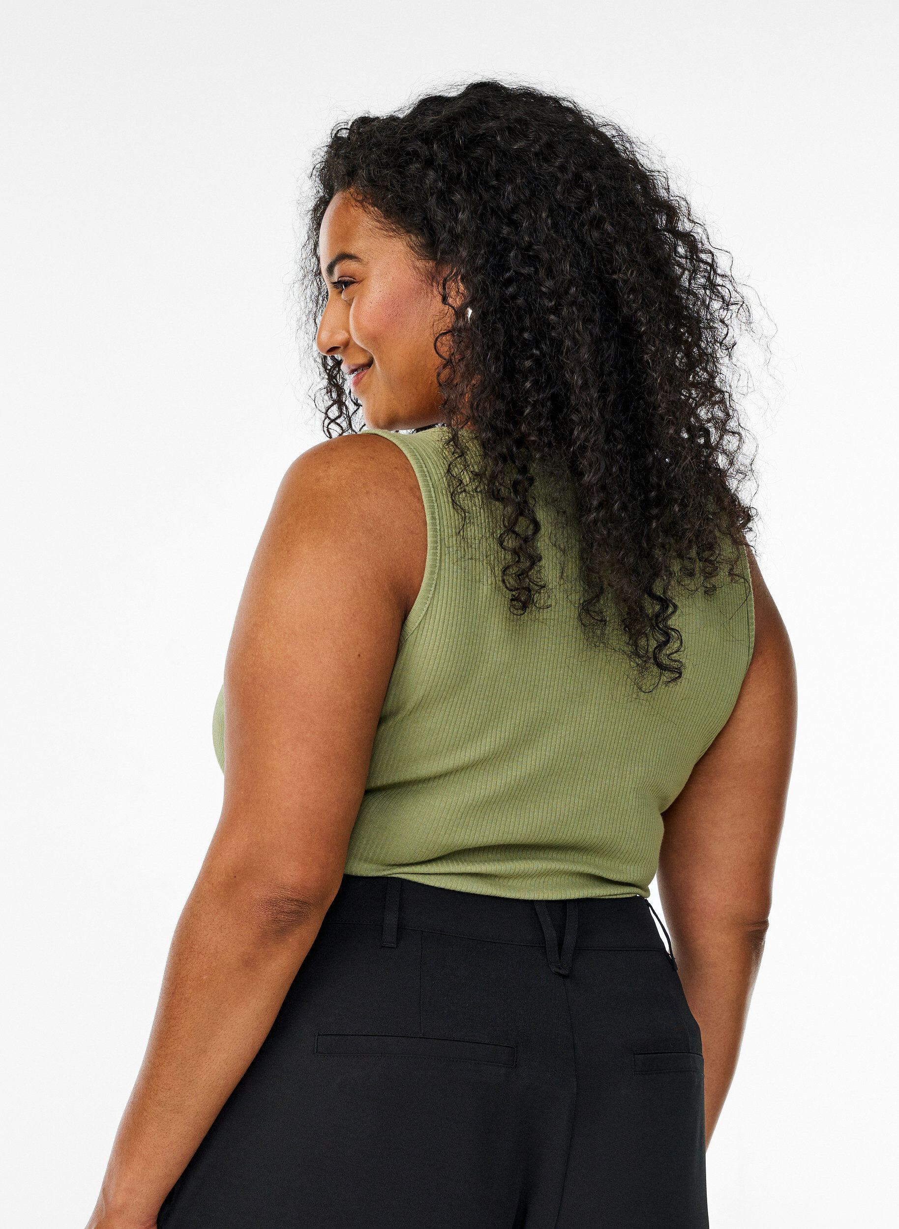 Zizzi Tyk&ouml;istuva strasseilla koristeltu hihaton toppi, Vihre&auml;, Model image number 2