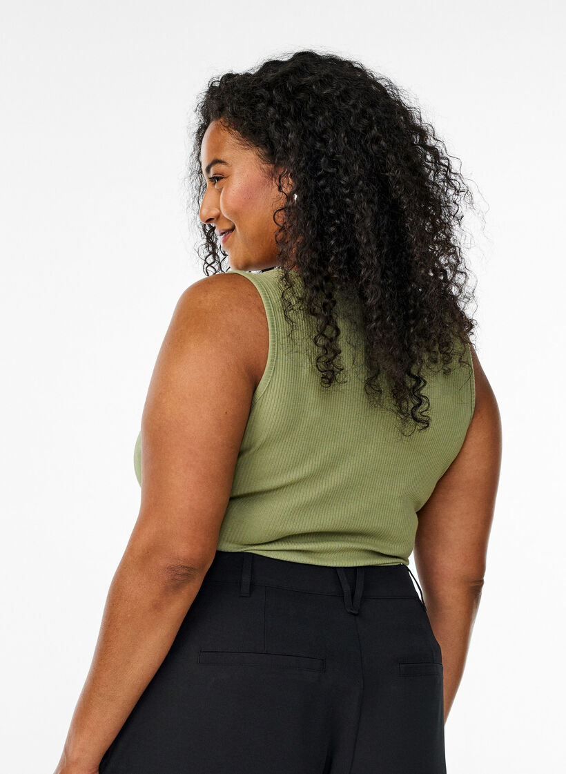 Tyköistuva strasseilla koristeltu hihaton toppi, Vihreä, Model image number 2