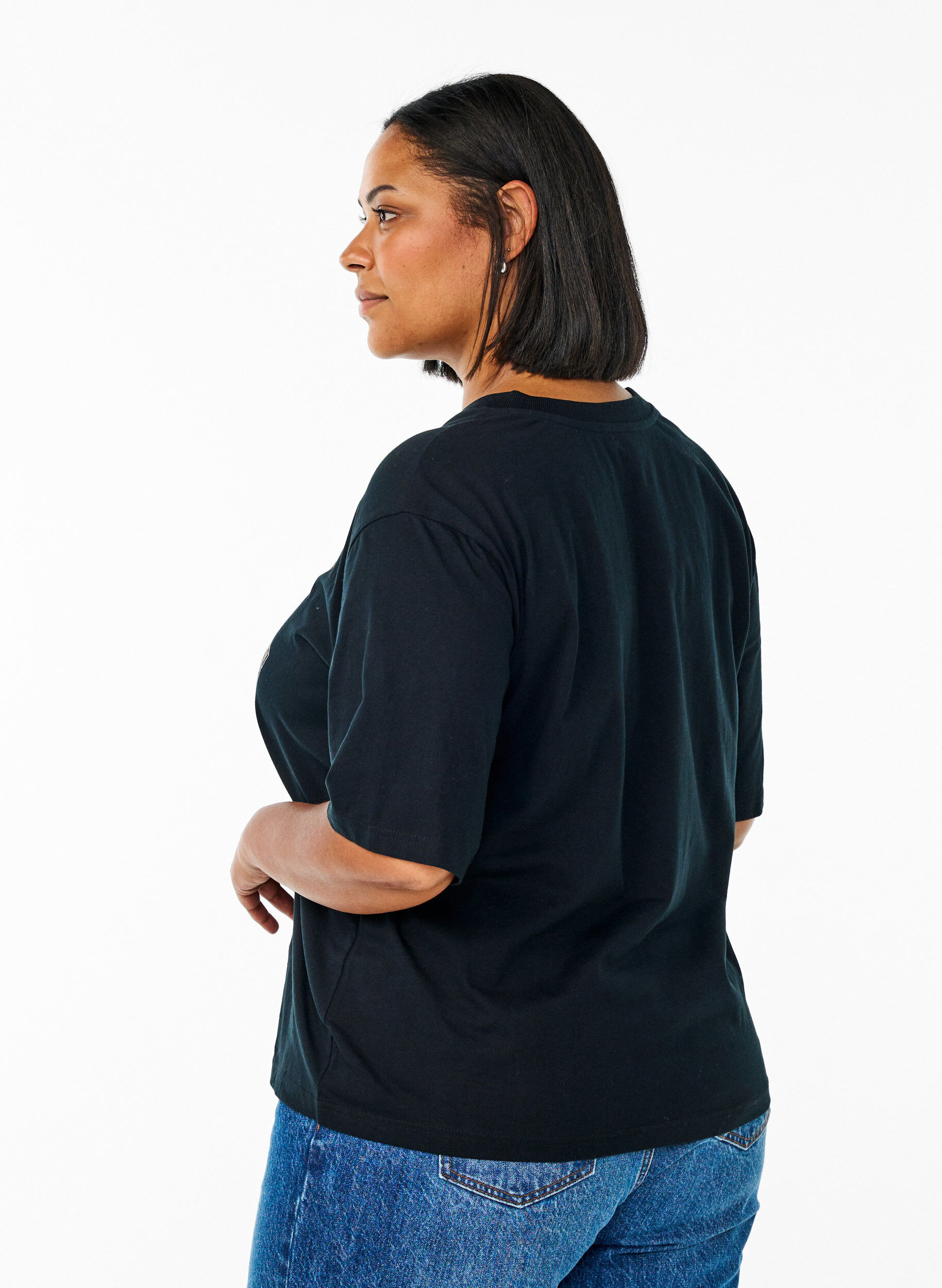 Zizzi Ylisuurikokoinen T-paita Racing-printill&auml;, Musta, Model image number 2