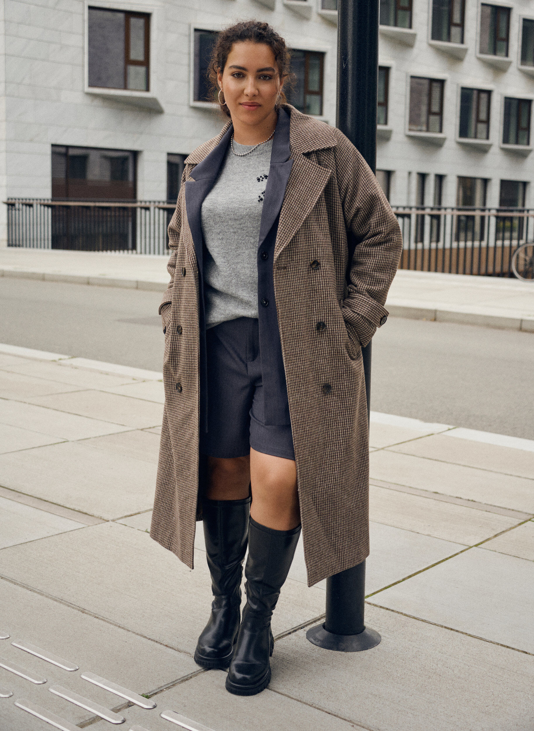 Zizzi Ruudullinen takki vy&ouml;ll&auml;, Ruskea, Image image number 0