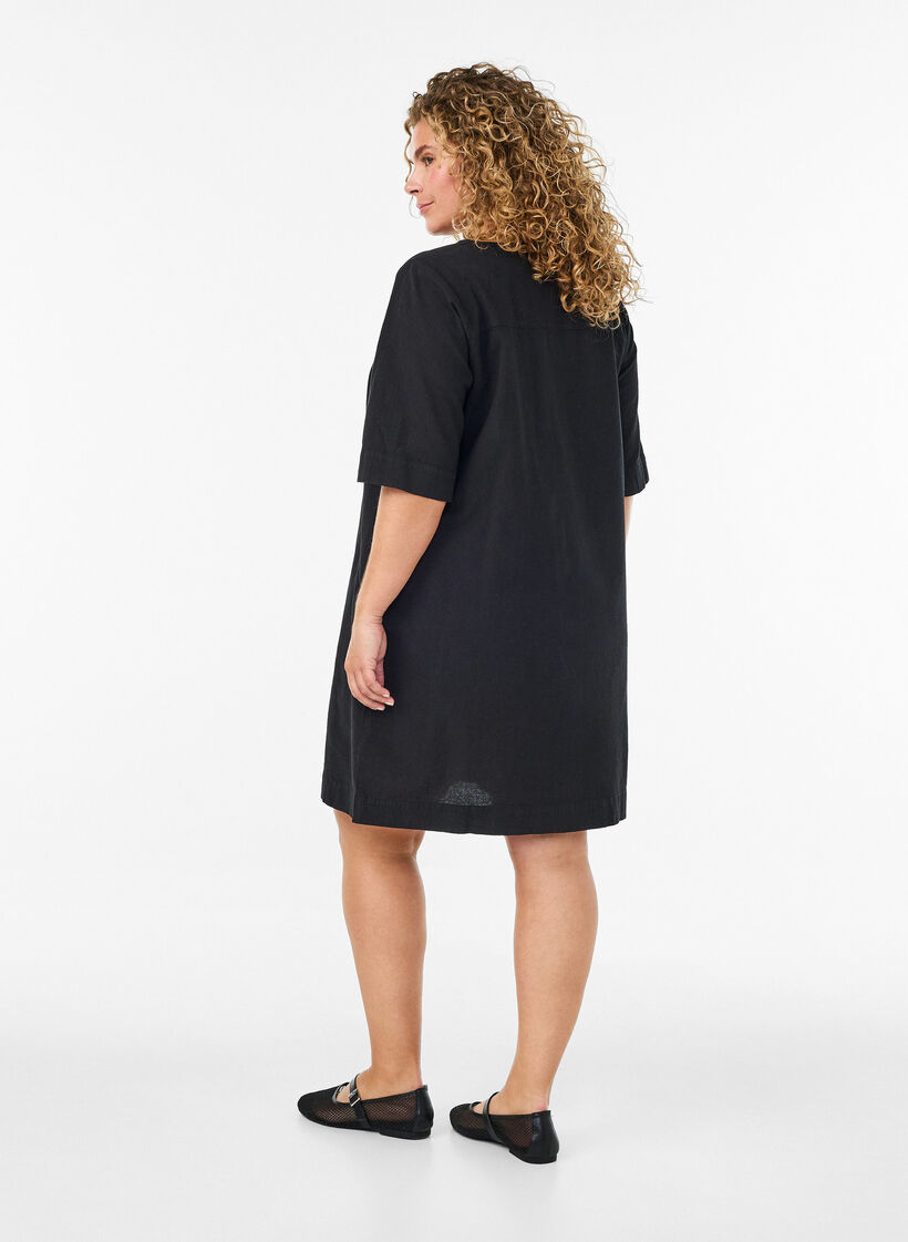 Puuvillamekko lyhyill&auml; hihoilla ja taskuilla, Musta, Model image number 2