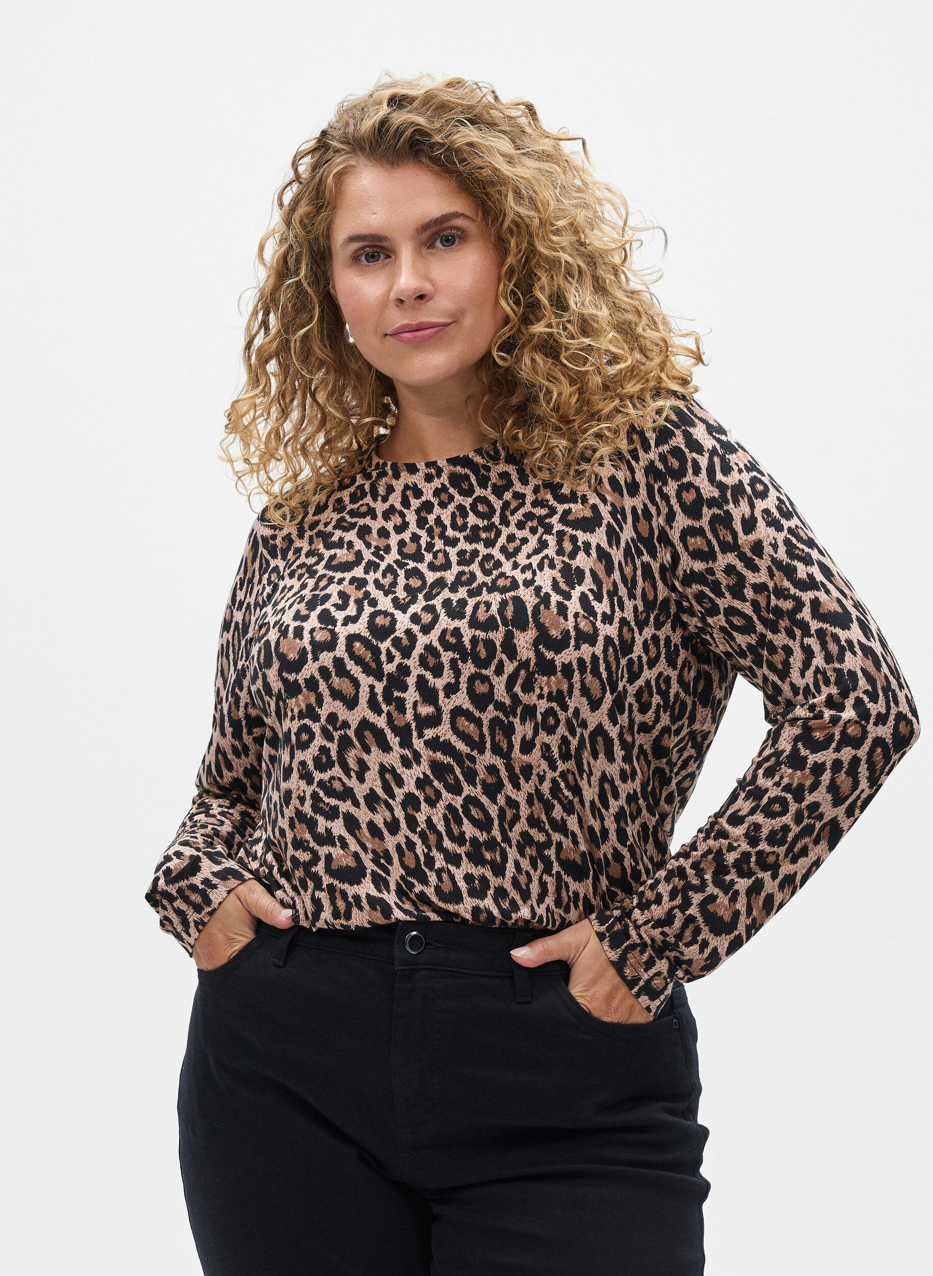 ZizziPitk&auml;hihainen pusero leopardikuosilla, Ruskea, Model image number 0