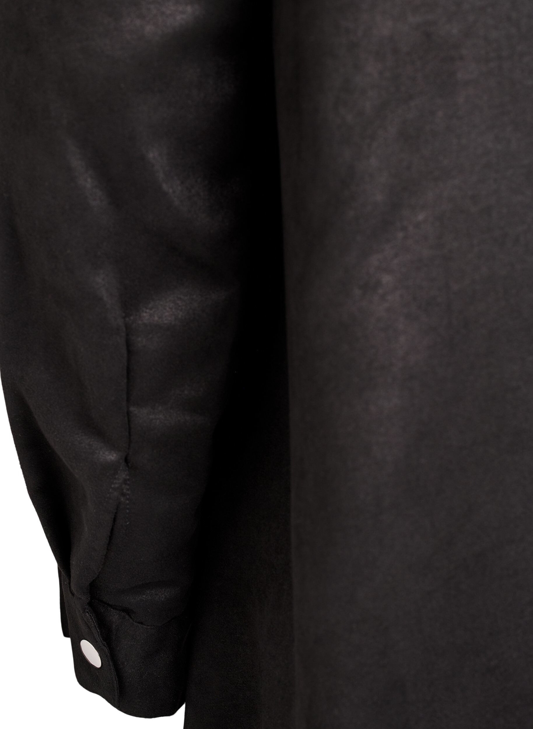 Zizzi Pitk&auml; paita tekonahasta vetoketjulla, Musta, Packshot image number 3