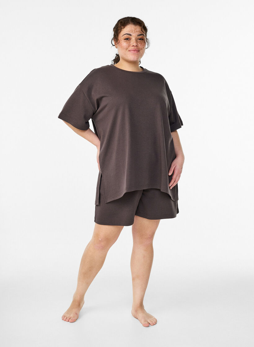 Korkeavy&ouml;t&auml;r&ouml;iset swetarihousut taskuilla, Ruskea, Model image number 1